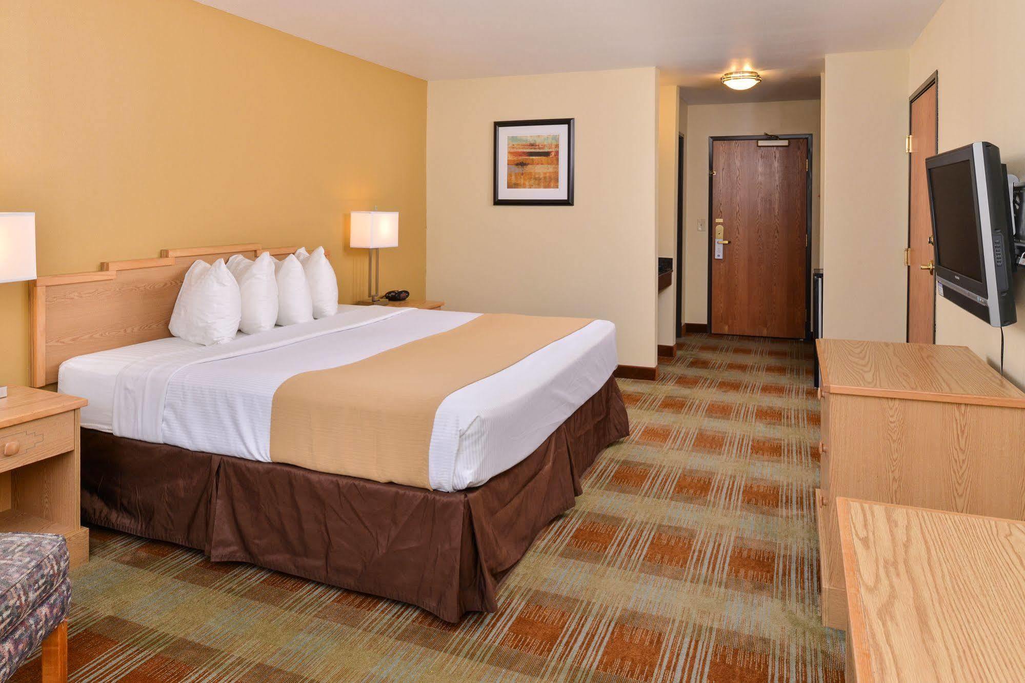 Best Western Kiva Inn Fort Collins Exterior foto